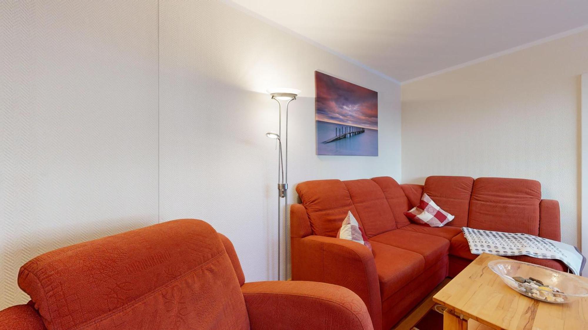 Apartment Strandnahe Fewos Mit 2 Schlafzimmern Und Terrasse Oder Balkon, Caspar David, *