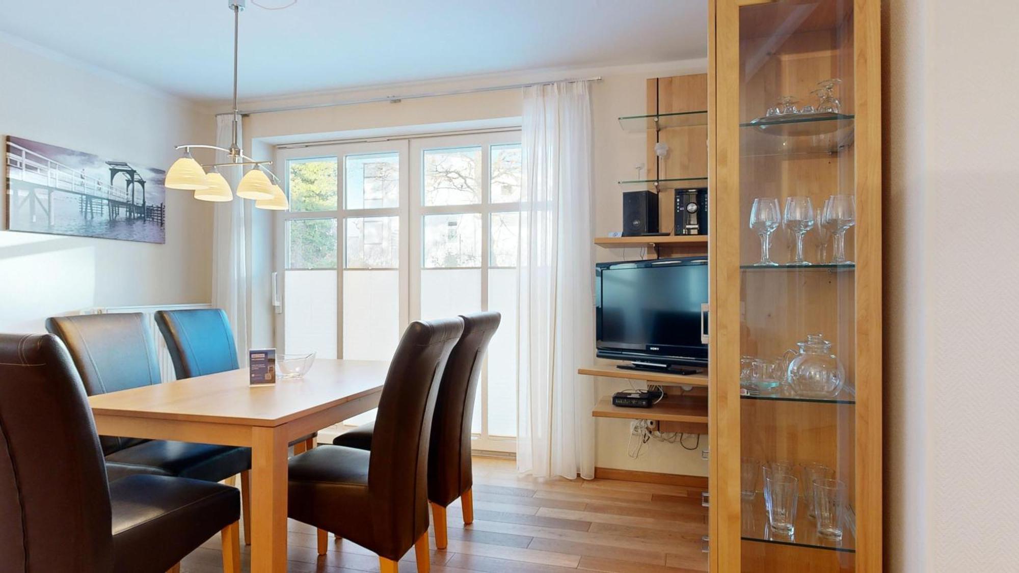 Strandnahe Fewos Mit 2 Schlafzimmern Und Terrasse Oder Balkon, Caspar David, Binz