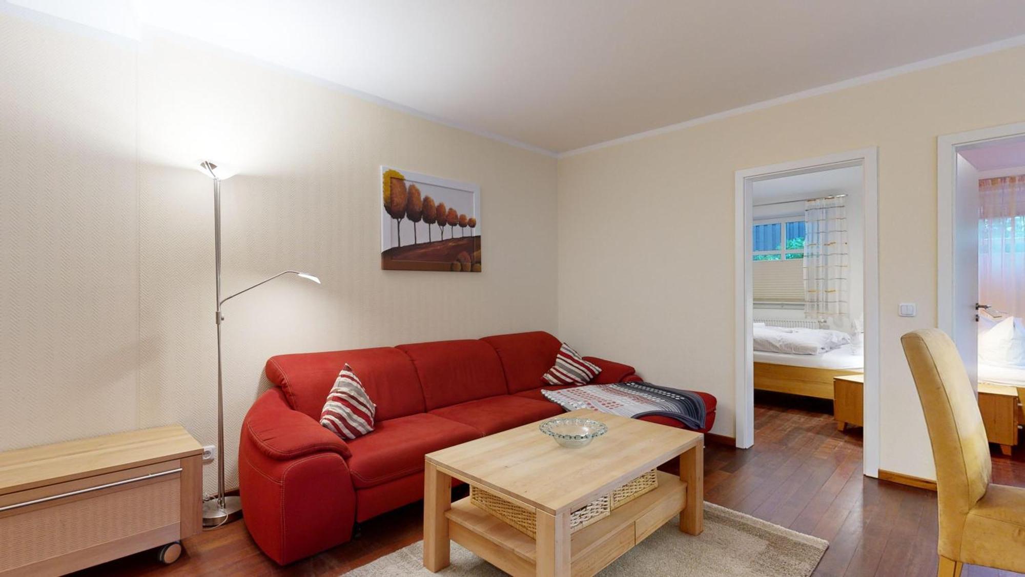Strandnahe Fewos Mit 2 Schlafzimmern Und Terrasse Oder Balkon, Caspar David, Apartment