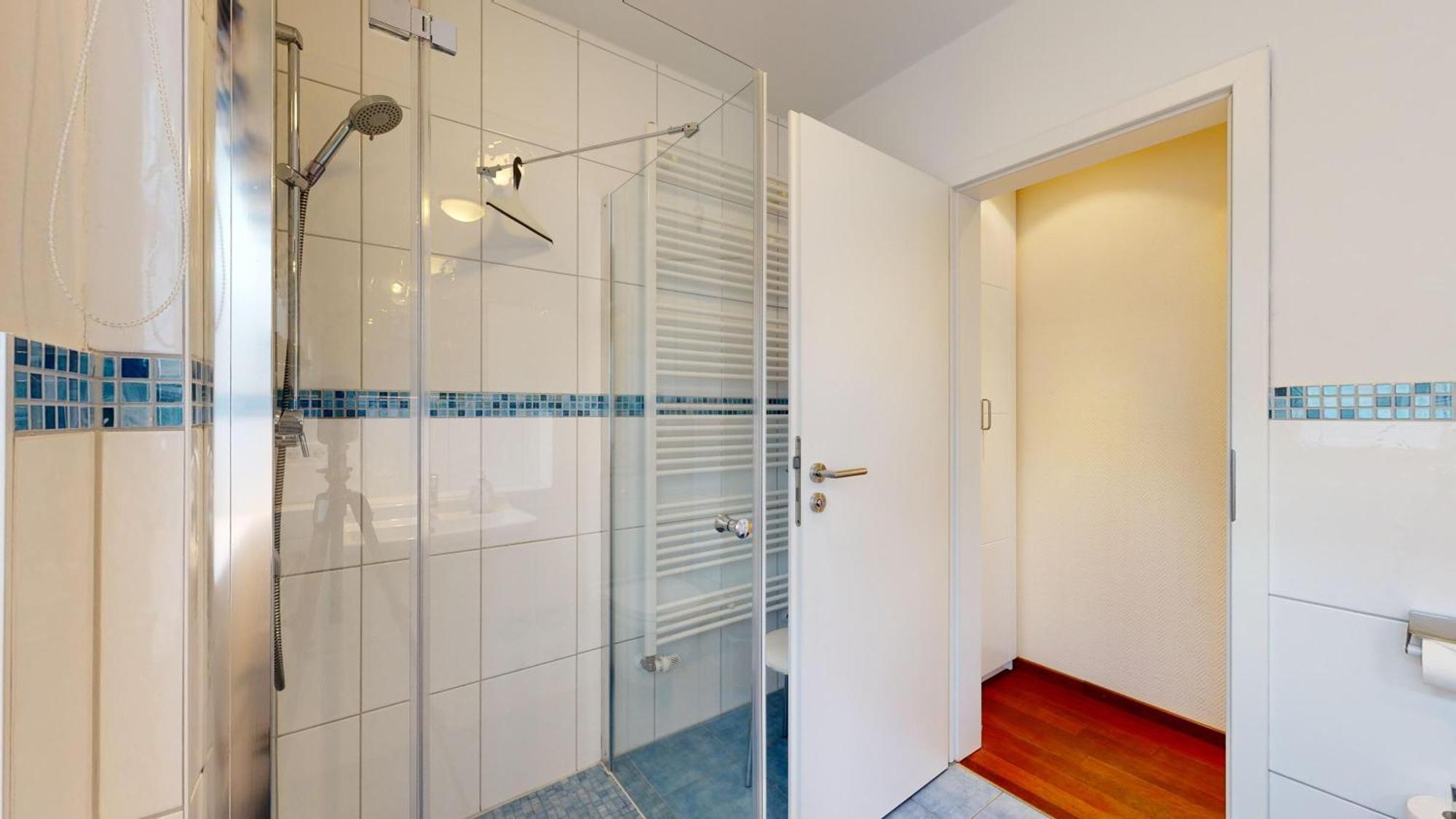Apartment Strandnahe Fewos Mit 2 Schlafzimmern Und Terrasse Oder Balkon, Caspar David,