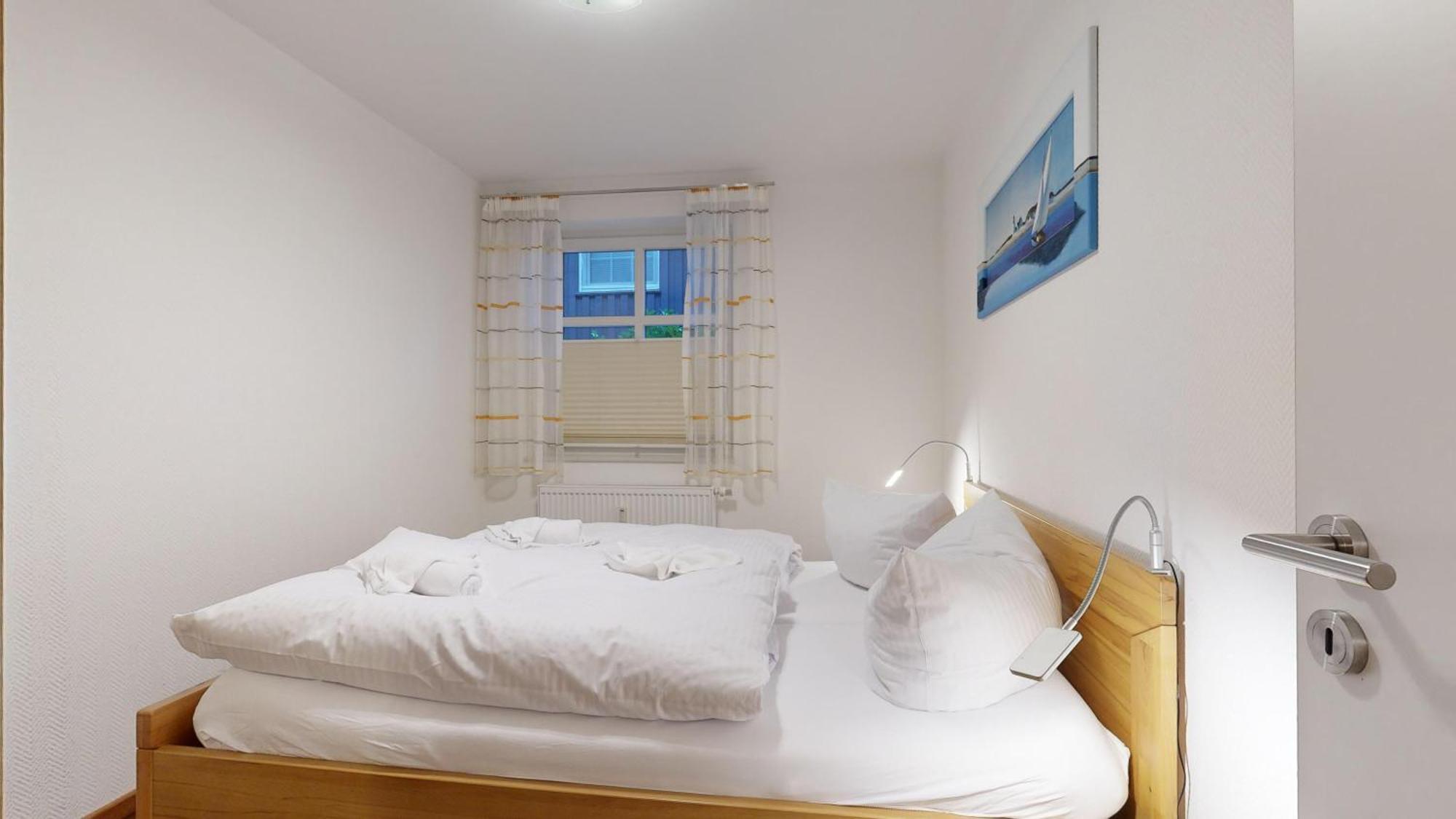 Strandnahe Fewos Mit 2 Schlafzimmern Und Terrasse Oder Balkon, Caspar David, * Binz
